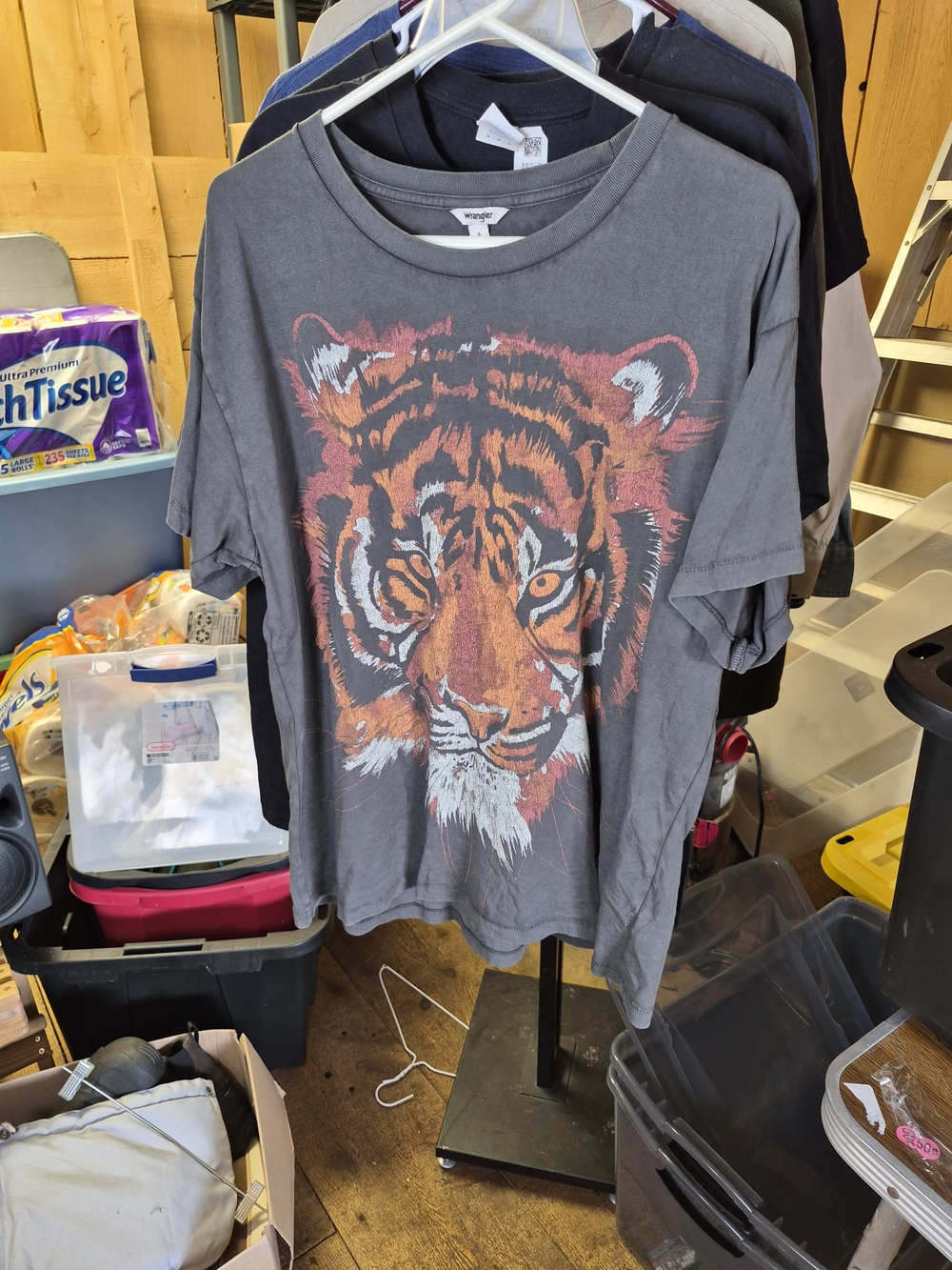 Wrangler Kids' Gray Tiger Graphic Tee Bin 52